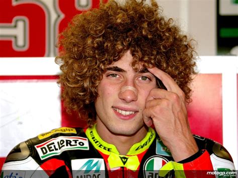 Mort De Marco Simoncelli Lors Dun Accident En Moto Gp En Malaisie Je