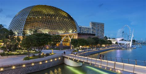 The Esplanade Singapore B Light