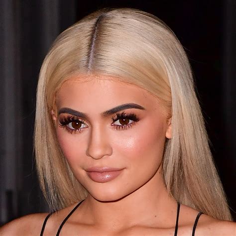 Kylie Jenner Biography Inforelated