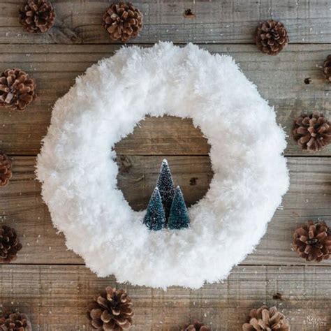 20 Diy Dollar Store Christmas Wreaths Prudent Penny Pincher