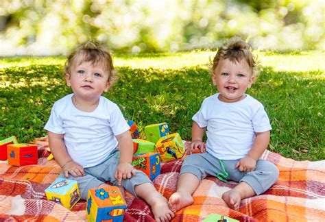 15 Fascinating And Surprising Facts About Twins