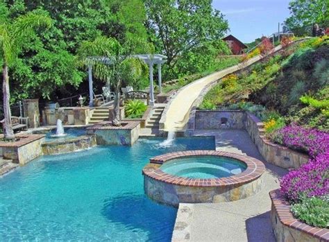 Pool rutschen sorgen für echten badespaß im pool. Haus & Garten » 31 tolle Ideen für einen Pool mit Rutsche ...