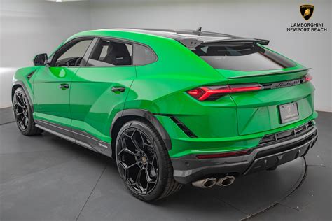 2023 Verde Viper Lamborghini Urus Performante Newport Beach