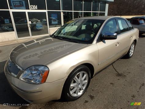 Pueblo Gold Metallic 2005 Ford Five Hundred Limited Awd Exterior Photo