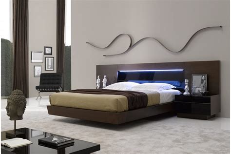 No matter what your preference, we have an impressive selection of bedroom sets, including beds that fit standard queen, eastern king and california king mattresses. Bedroom Sets: Barcelona Tobacco Queen Size Bedroom Set ...