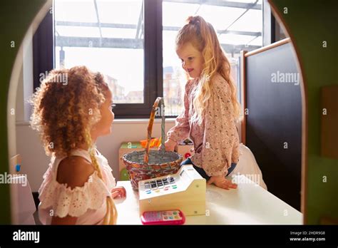 Kid Store Checkout Hi Res Stock Photography And Images Alamy