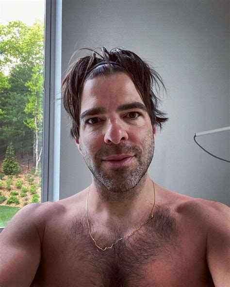 Zachary Quinto Celebrates 4 Years Of Sobriety