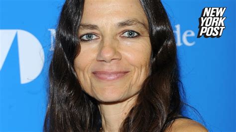 Justine Bateman Confronts Obsession With Her Old Face I Don T Give St