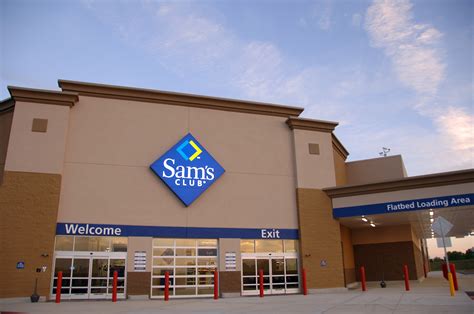 Sam's online caribbean shop stocks more than just caribbean food. Sam's Club Closings Shows Its Lag Behind Costco, BJ's ...
