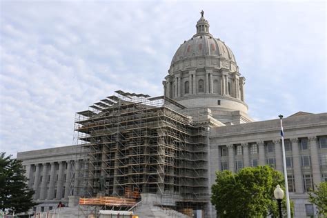 Missouri State Capitol Commission Selects New Stone For Renovation