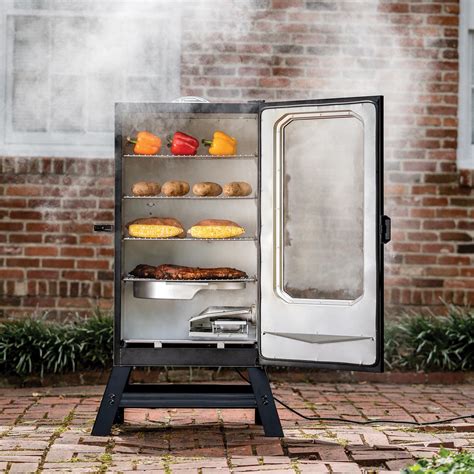 Masterbuilt® 40” Digital Electric Smoker with Legs | Cabela's Canada