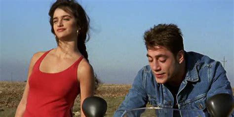 Jamón, jamón (1992) dvdrip watch movies online. 16 escenas de Penélope Cruz en 'Jamón, jamón' que deberían ...