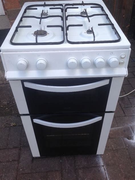 From baking classes to pasta making & much more. White gas cooker 50cm...mint free delivery (With images ...