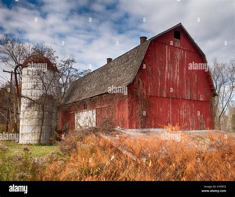 Old Red Barn And Silo In Candor New York Usa Stock Photo Alamy