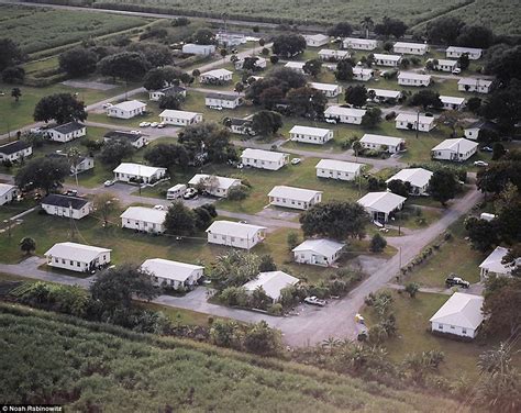 Inside The Tiny Florida Town Built For Sex Offenders Daily Mail Online