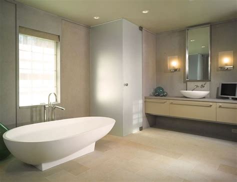 How to etch a glass front door. Our satin-etch glass corner shower with a modern free ...