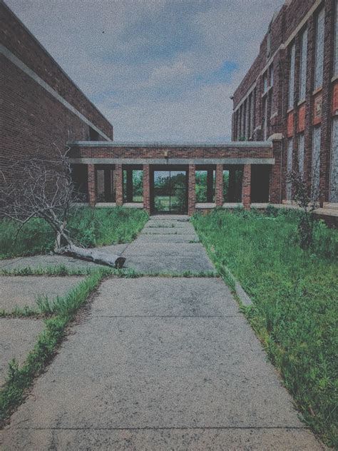 Abandoned Boys School In Flint Rabandoned