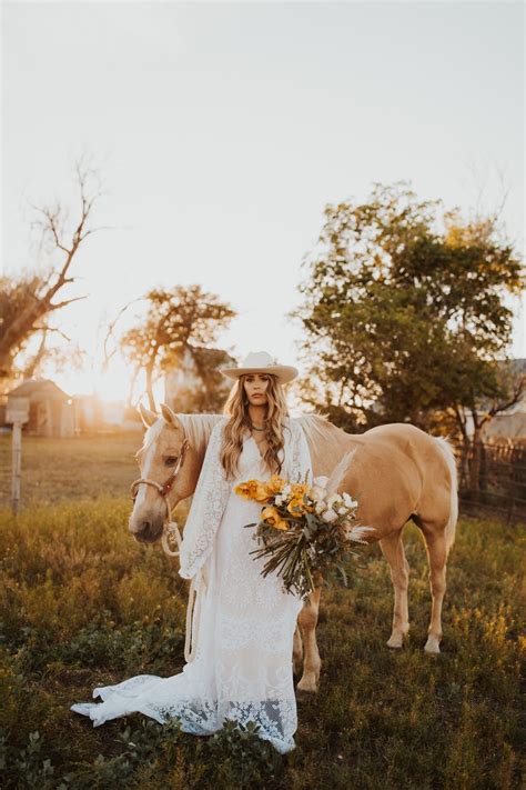 Western Boho Bridal Shoot For The West And Wild Photography Western