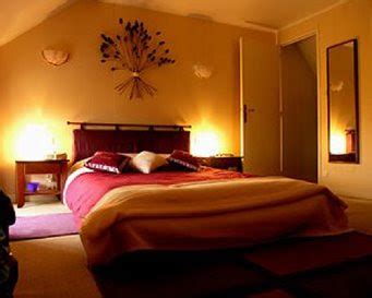 Warna mauve sebagai warna cat kamar tidur yang menenangkan juga punya kesan romantis, antik, dan cocok untuk kamar anak remaja perempuan ideal untuk kamar tidur utama ataupun untuk kaum lelaki, warna cat kamar tidur yang menenangkan yang satu ini terinspirasi dari perpaduan. Kata Kata Romantis Cinta: Ubah Kamar Tidur Jadi Lebih Romantis