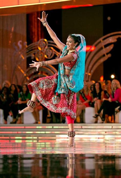 As Miss New York Nina Davuluri Performs Her Talent At The Miss America Competition