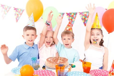 Se hacen grandes fiestas para. Celebrar un cumpleaños infantil en verano - Leoter Tenerife