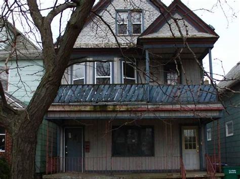 Real estate agents affiliated with coldwell banker are independent contractor sales associates and are not employees of. Buffalo Real Estate - Buffalo NY Homes For Sale | Zillow