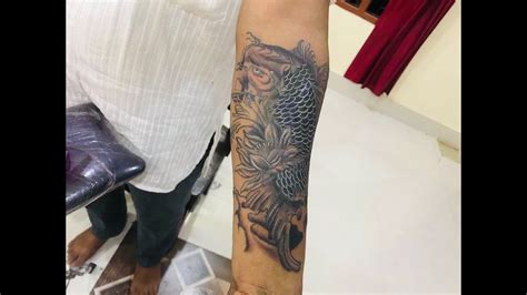 The three dots match with the three dots she has on her left hand's middle finger but these are done horizontally. Best cover up tattoo\koi fish tattoo|latest updates|2020 ...