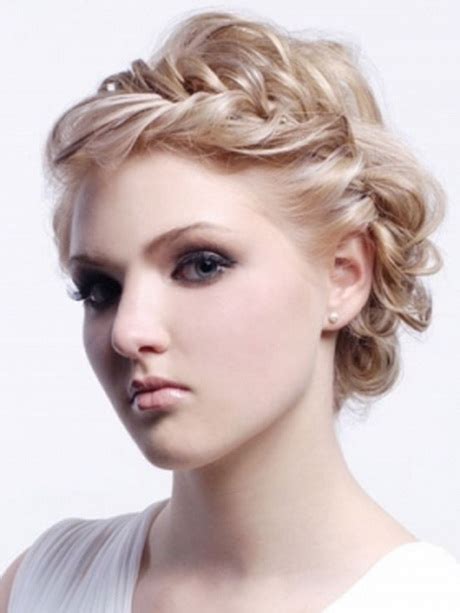 As far as long layered bob hairstyles are concerned, here's a casual and cute one you may want to try! Prom hairstyles for shoulder length hair