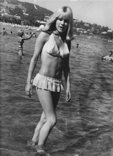 France Gall En 1967 France Gall Bikini Photos Bikinis
