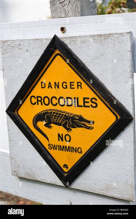 Warning Sign Danger Crocodile Hi Res Stock Photography And Images Alamy