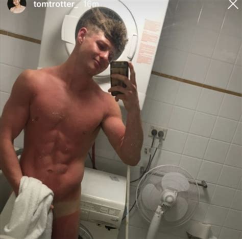Reality Star Tom Trotter Shows Off His Penis Tight Ass During Tv Show