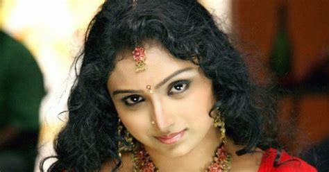 Waheeda Hot Red Saree Stills Beautiful Indian Actress Cute Photos