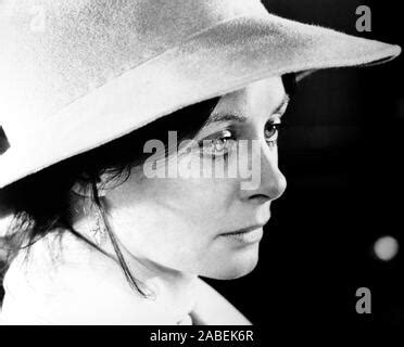 Sailor Who Fell From Grace With The Sea Kris Kristofferson Sarah Miles Stock Photo Alamy