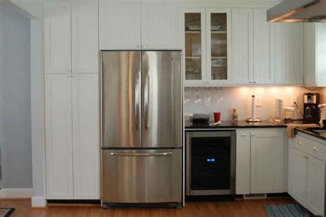 The hampton bay refrigerator end panel kit matches both the hampton and shaker satin white collections. Refrigerator Kitchen Cabinets | Feel The Home