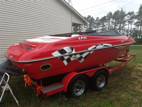 Say it.awesome!this 2003 crownline 202 lpx is a sight too see and better yet, to own! Crownline LPX 2003 for sale for $18,000 - Boats-from-USA.com