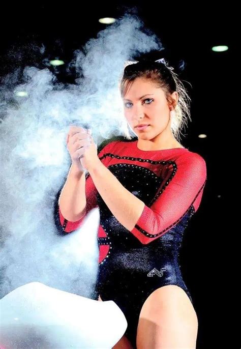 Courtney Kupets Usa Artistic Gymnastics Hd Photos Female Gymnast