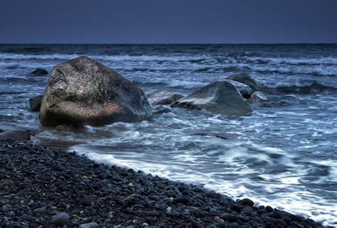 Fels In Der Brandung Foto And Bild Wasser Ostsee Meer Bilder Auf