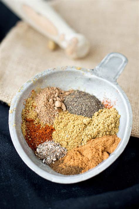Baharat - Middle Eastern 7 Spice Mix | Wandercooks