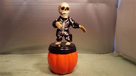 She's a superfreak superfreak she's superfreaky! Super Freak Animated Singing Dancing Skeleton Halloween ...