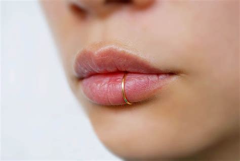14k Gold Filled Fake Lip Ring 20 Gaugeoxidized 925 Etsy Uk