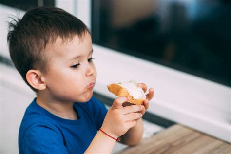 Ab wann ist fleisch für babys geeignet? Baby Led Weaning (BLW): Alle Infos zum breifreien Beikoststart