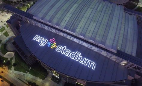 5 Things About The Nrg Stadium Roof Before Super Bowl Li