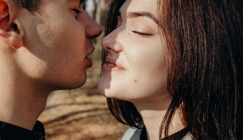 the introvert s guide to attracting love in 9 easy ways the good men project
