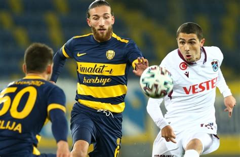 Futbol kulüplerinin logoları da zamana ayak uydurma çabası içinde kavruluyor. "Galatasaray ve Beşiktaş ilgileniyor" - Futbol