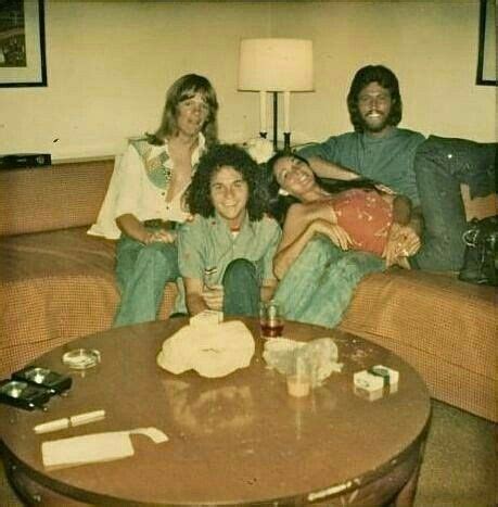 Blue Weaver Dennis Bryon Linda And Barry Bee Gees Gees Bee