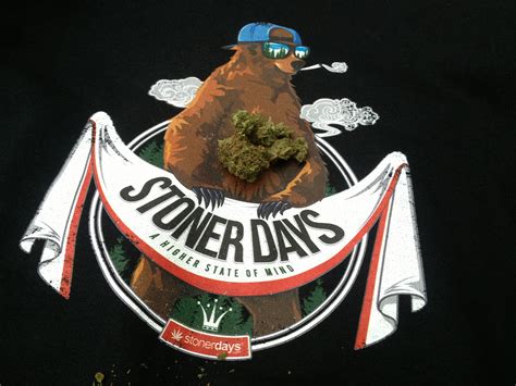 A Stoners World - Pics Of Pot - Stoner Pictures - Marijuana Pictures