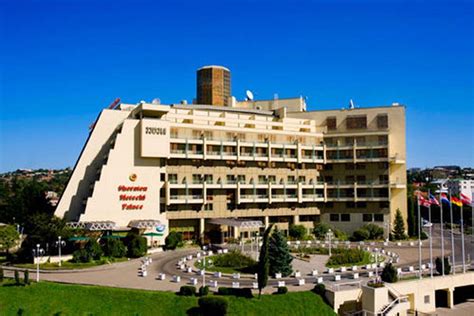 Blackseanews В Тбилиси началась реконструкция гостиницы Шератон ФОТО