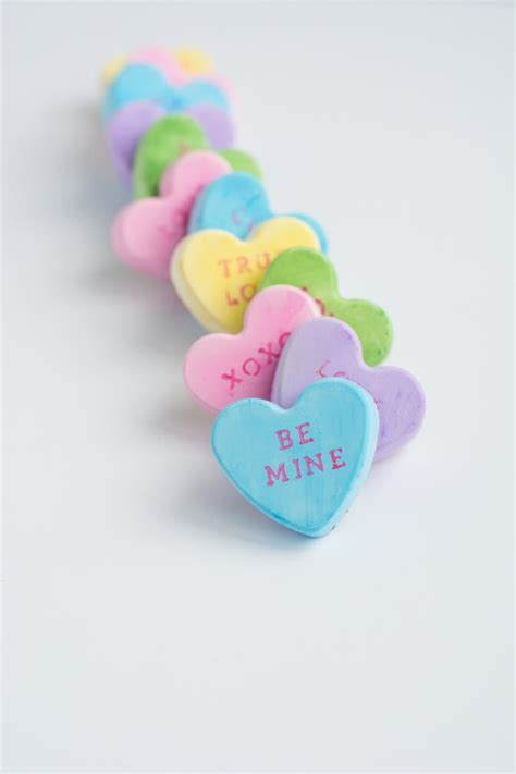 13 Cute Diy Valentines Day Magnets To Make Shelterness