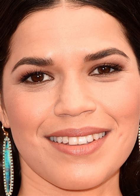 Close Up Of America Ferrera At The 2015 Oscars Celebrity Hairstyles