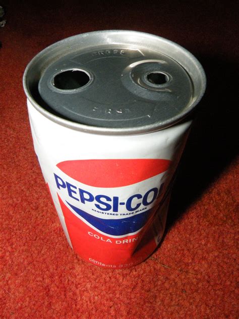 Retro Pepsi Colour Vintage Pepsi Cola Can From Late 70s Flickr